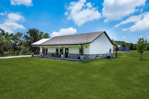 211 Dairy Farm Rd, Gordon, TX 76453