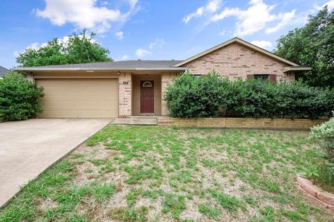 1601 Arlington Dr, Corsicana, TX 75110