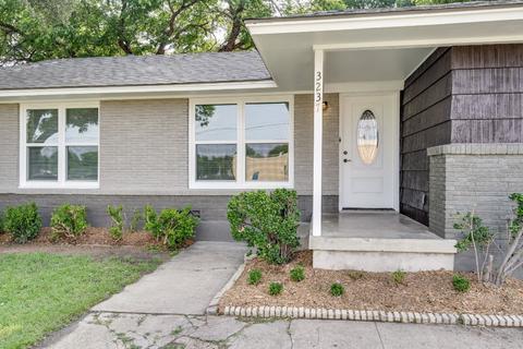 3237 Scruggs Park Dr, Richland Hills, TX 76118