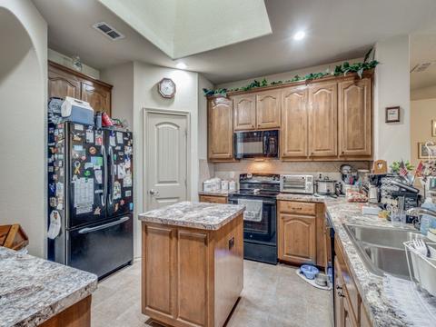 4500 Hidden Meadows Trl, Argyle, TX 76226 photo 13