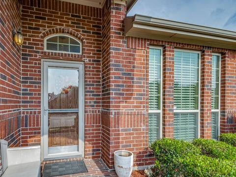 4500 Hidden Meadows Trl, Argyle, TX 76226 photo 3