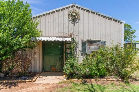 207 Cullins St, Bangs, TX 76823 photo 23