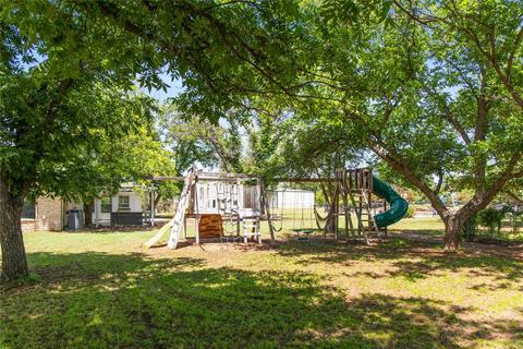 207 Cullins St, Bangs, TX 76823 photo 38