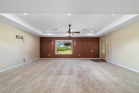 207 Cullins St, Bangs, TX 76823 photo 4