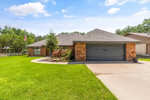 4615 Cimmaron Trl, Granbury, TX 76049
