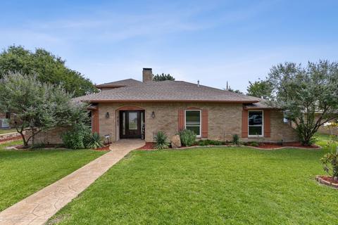 3326 Sunrise Dr, Garland, TX 75043