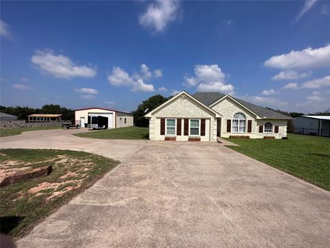 808 Neptune Dr, Granbury, TX 76049