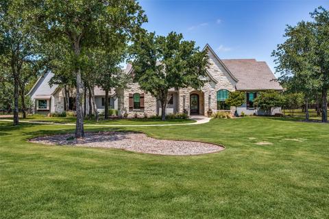 282 Sugartree Cir, Lipan, TX 76462