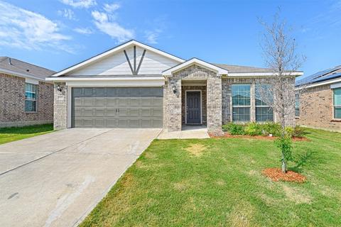 1935 Canterbury Dr, Seagoville, TX 75159