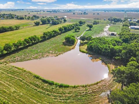 301 Joy Rd, Mineral Wells, TX 76067