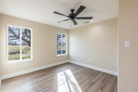 315 Private Road 7327, Emory, TX 75440
