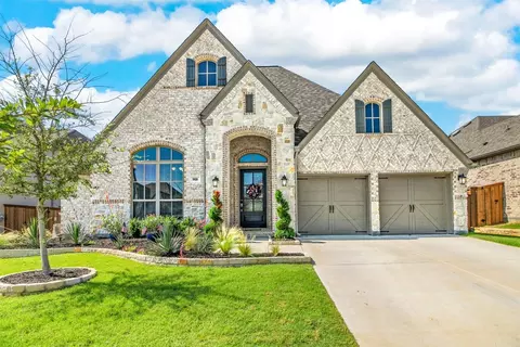 908 Quail Hollow Ave, Denton, TX 76210