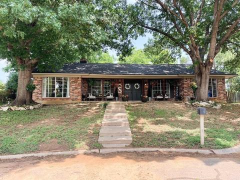 3912 Diamond Loch E, North Richland Hills, TX 76180