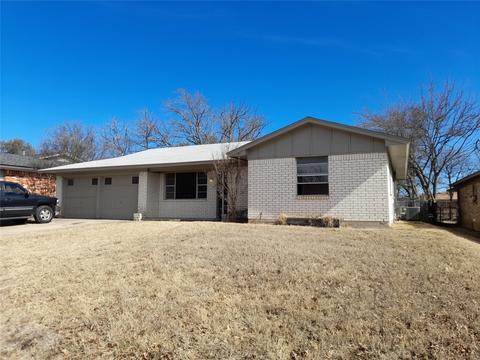 200 Rolling Hills Dr, Aledo, TX 76008