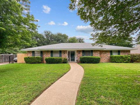 4613 Woodview St, Arlington, TX 76013