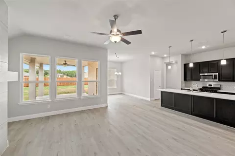 817 Stone Eagle, Azle, TX 76020 photo 8