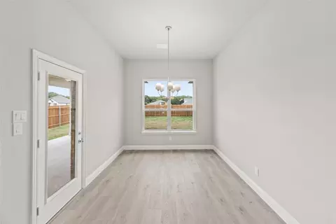 817 Stone Eagle, Azle, TX 76020 photo 9