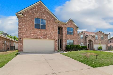 1600 Quail Springs Cir, Fort Worth, TX 76177