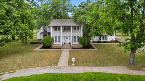 1824 Willowwood St, Denton, TX 76205