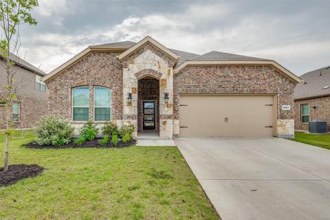 2920 Faro Rd, Aubrey, TX 76227