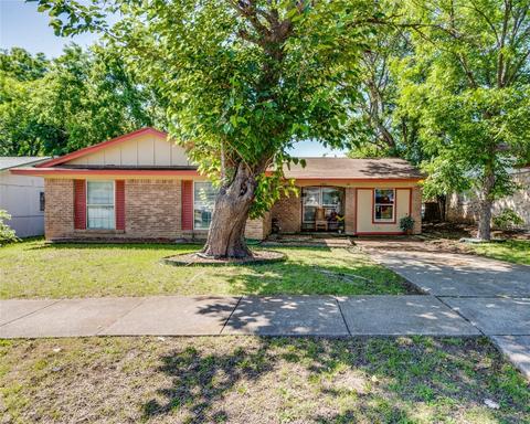 4006 Ivy Ridge St, Dallas, TX 75241