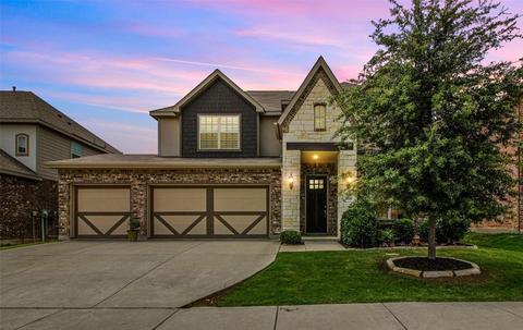 2416 Maple Stream Dr, Fort Worth, TX 76177