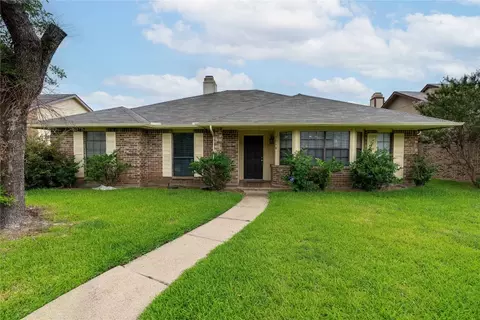 7014 Wills Dr, Garland, TX 75043