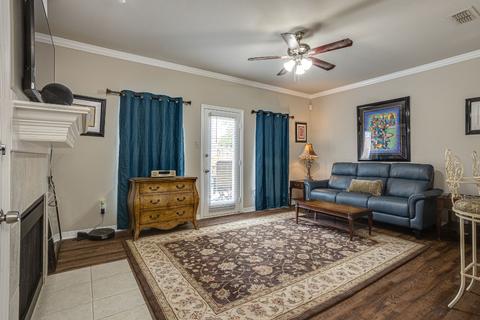 4008 Willowrun Ln, Arlington, TX 76013