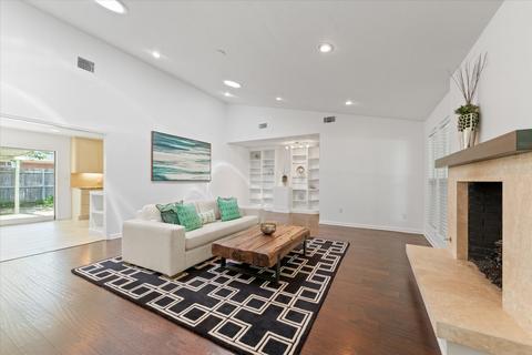 2960 Flamingo Cir, Southlake, TX 76092