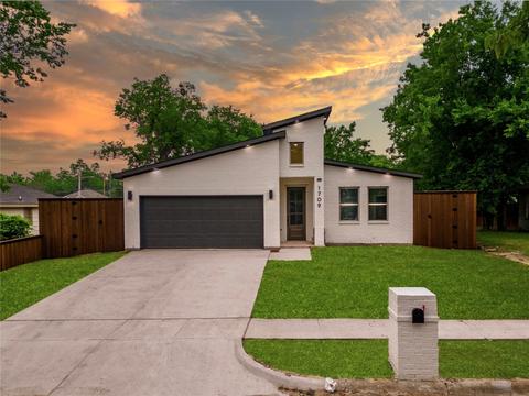 1709 Hemphill St, Greenville, TX 75401