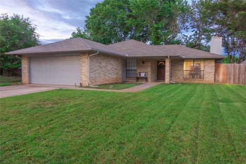 217 Ginger Ln, Euless, TX 76039 photo 2