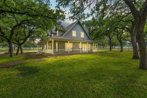 4765 Greenwood Rd, Weatherford, TX 76088