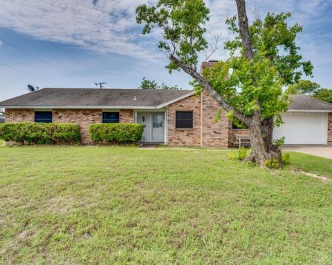 504 Westview Ter, Midlothian, TX 76065