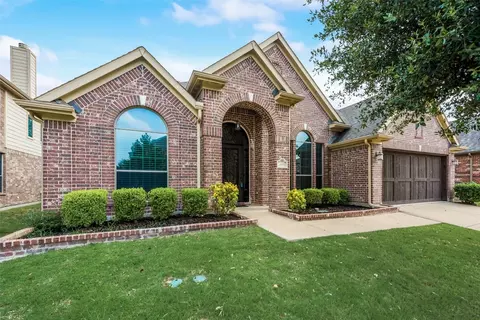 413 Bristol St, Roanoke, TX 76262