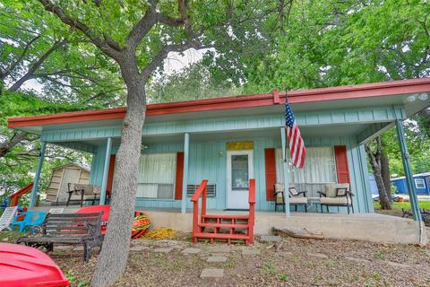 36 Falls Creek Cir, Gainesville, TX 76240