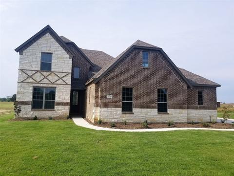 370 Yowell Rd, Whitesboro, TX 76273