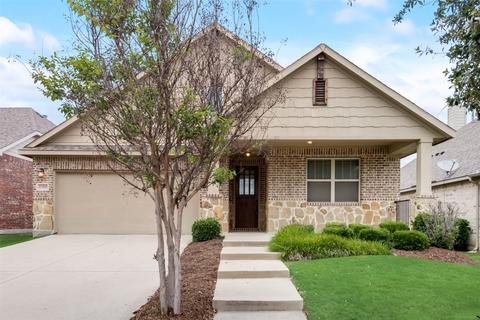 1300 Isabella Ln, Savannah, TX 76227