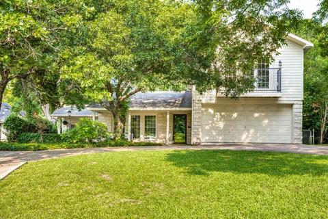 1051 Kessler Pkwy, Dallas, TX 75208