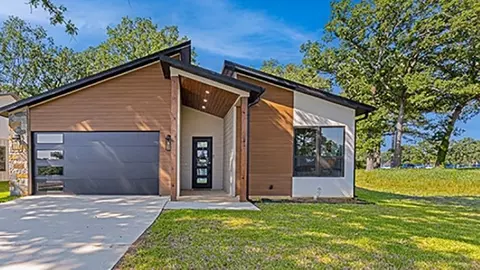 4126 Briarwood Dr, Tyler, TX 75709