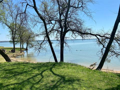 4401 Scenic Ct, Rowlett, TX 75088