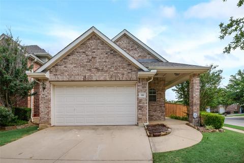 300 Conroe Cir, Lantana, TX 76226