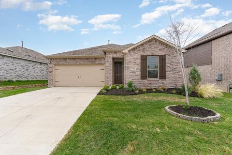1012 West Dr, Aubrey, TX 76227