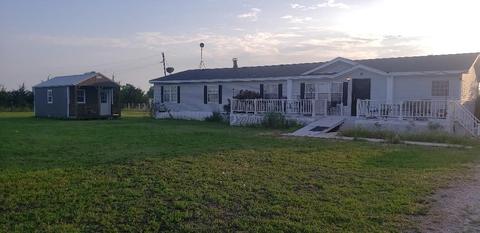 913 County Road 2733, Caddo Mills, TX 75135