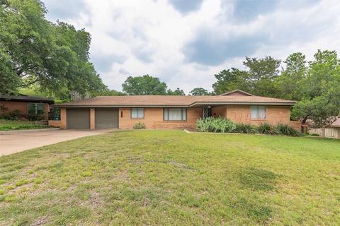 3570 Cromart S Ct, Fort Worth, TX 76133