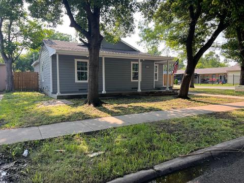 917 17th St, Grand Prairie, TX 75050