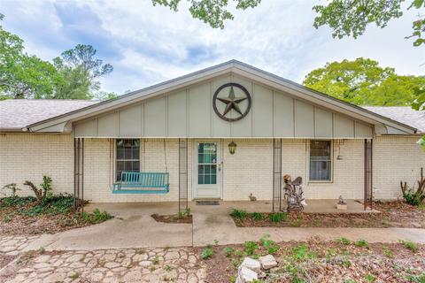 750 New Highland Rd, Springtown, TX 76082