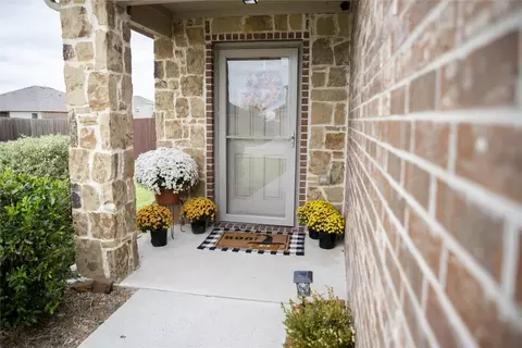 416 Plum Dr, Nevada, TX 75173
