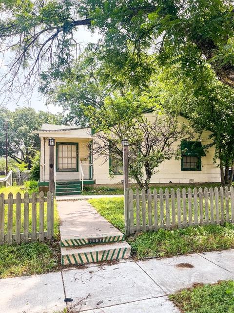 3401 8th Ave, Fort Worth, TX 76110