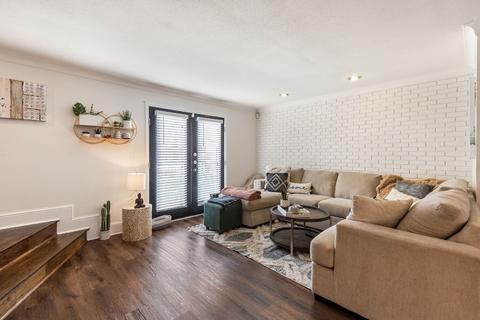 10109 Regal Park Ln #111, Dallas, TX 75230