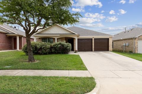952 Furlong Dr, Grand Prairie, TX 75051